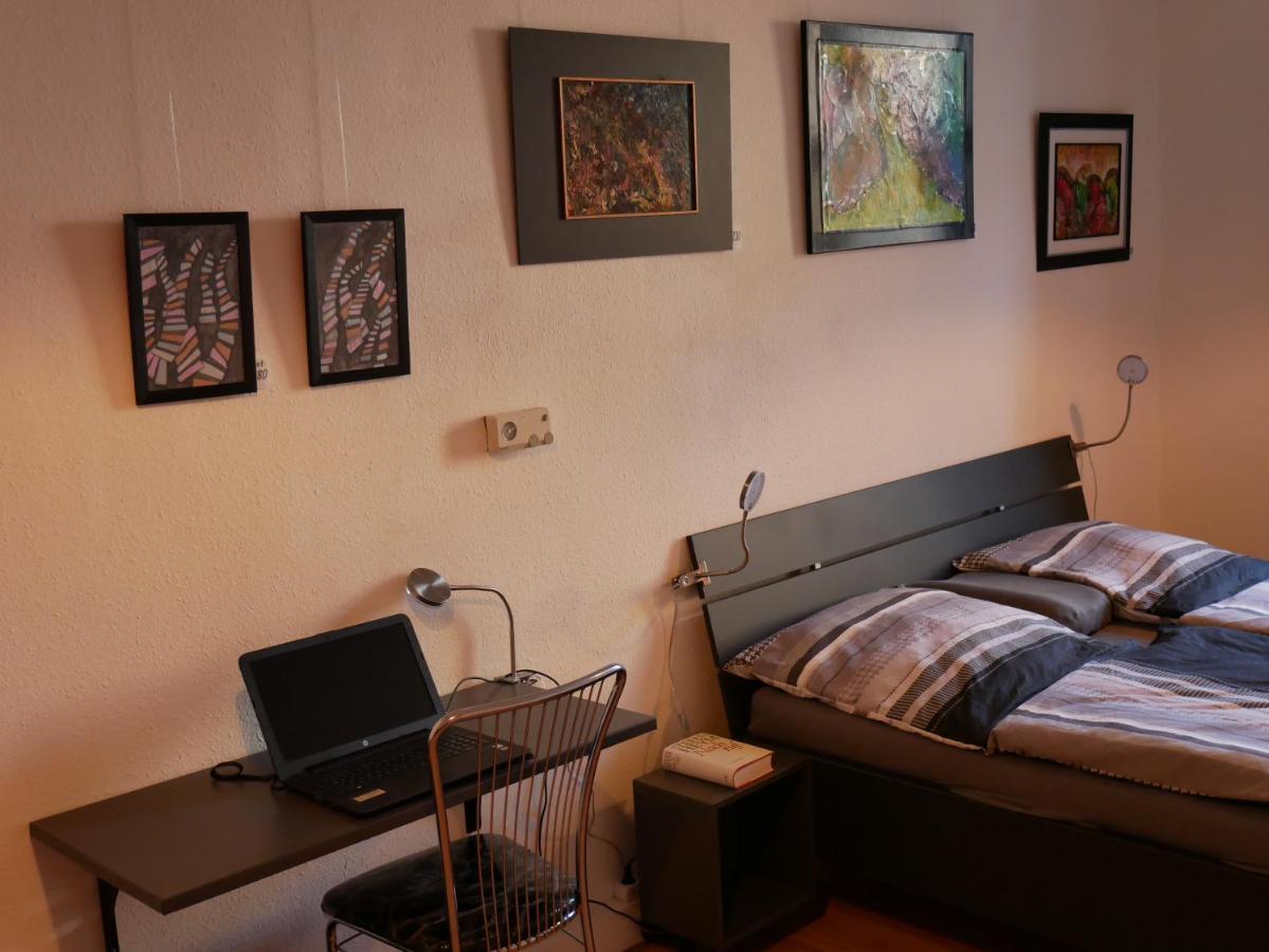 Ferienwohnungen In Der Kunstgalerie Charlie Und Jenny Chemnitz Dış mekan fotoğraf